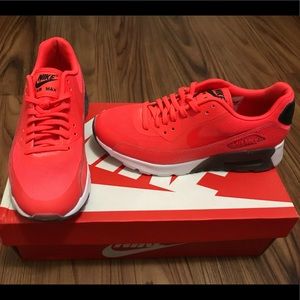 Nike Air Max Size 5.5